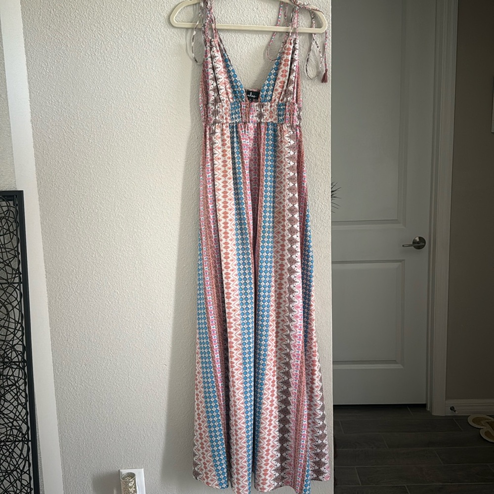 Lulus maxi dress